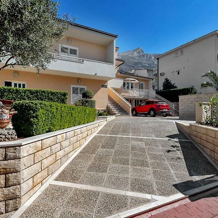Apartment Kate-Few Minutes From Beach Makarska Exterior photo